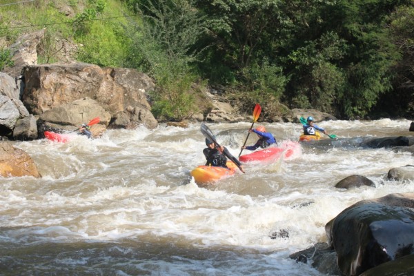 En el río de San Juan Acatitlán