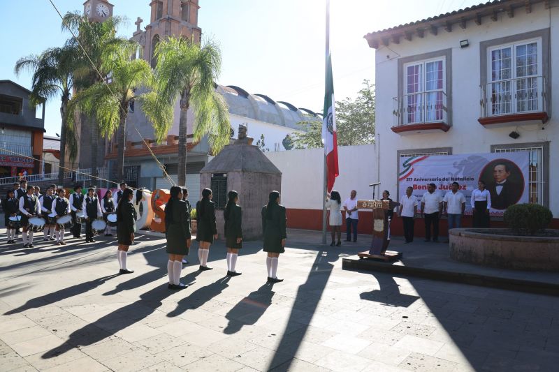 Honores Conmemorativos al 217 Aniversario del Natalicio de Benito Juárez