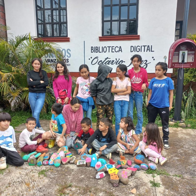 ¡Seguimos disfrutando del verano con los cursos “Mis Vacaciones en la Biblioteca 2025”!