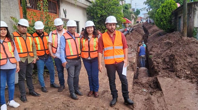 Realizamos un recorrido por la construcción de un drenaje sanitario