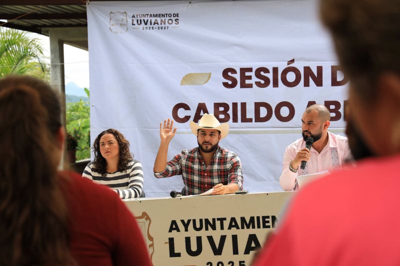 En Puerto del Salitre llevamos a cabo Cabildo Abierto
